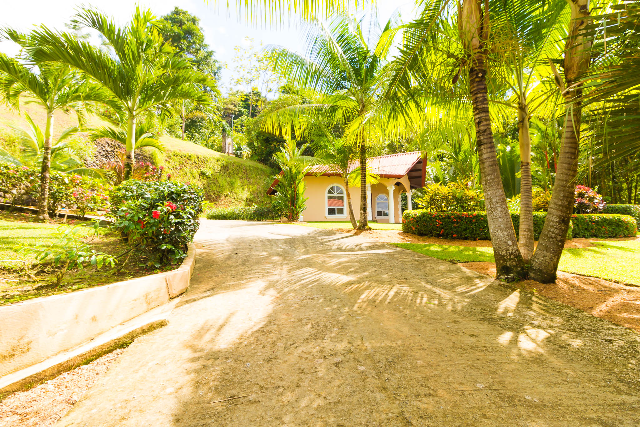 5 bed Single Family Homes For Sale in Ojochal, Puntarenas - thumb 16