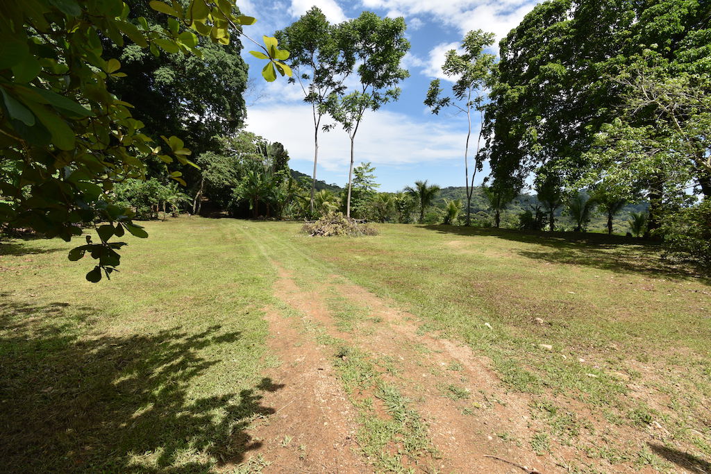 2 bed Single Family Homes For Sale in Dominical, Puntarenas - thumb 16