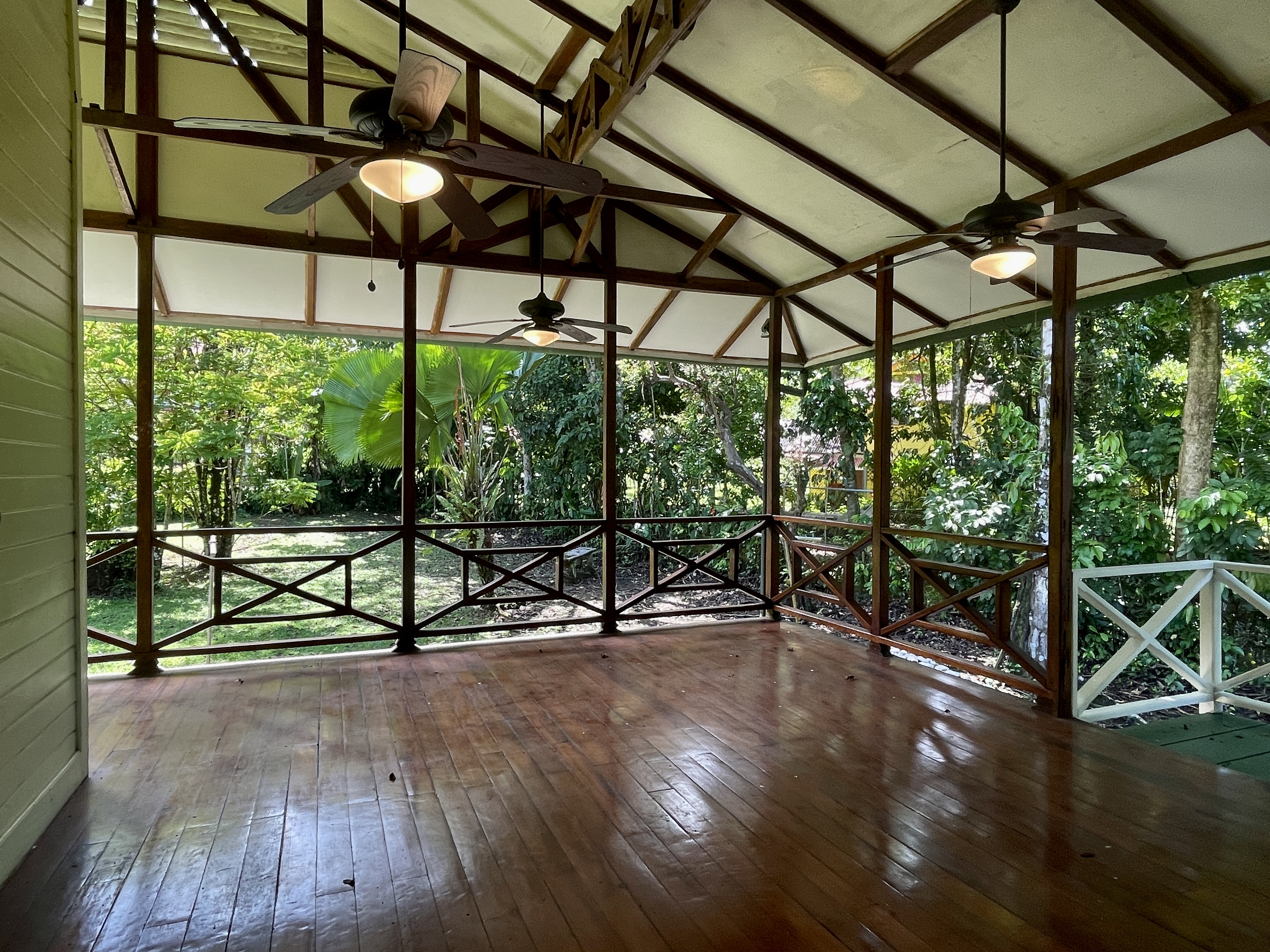 5 bed Single Family Homes For Sale in Golfito, Puntarenas - thumb 17