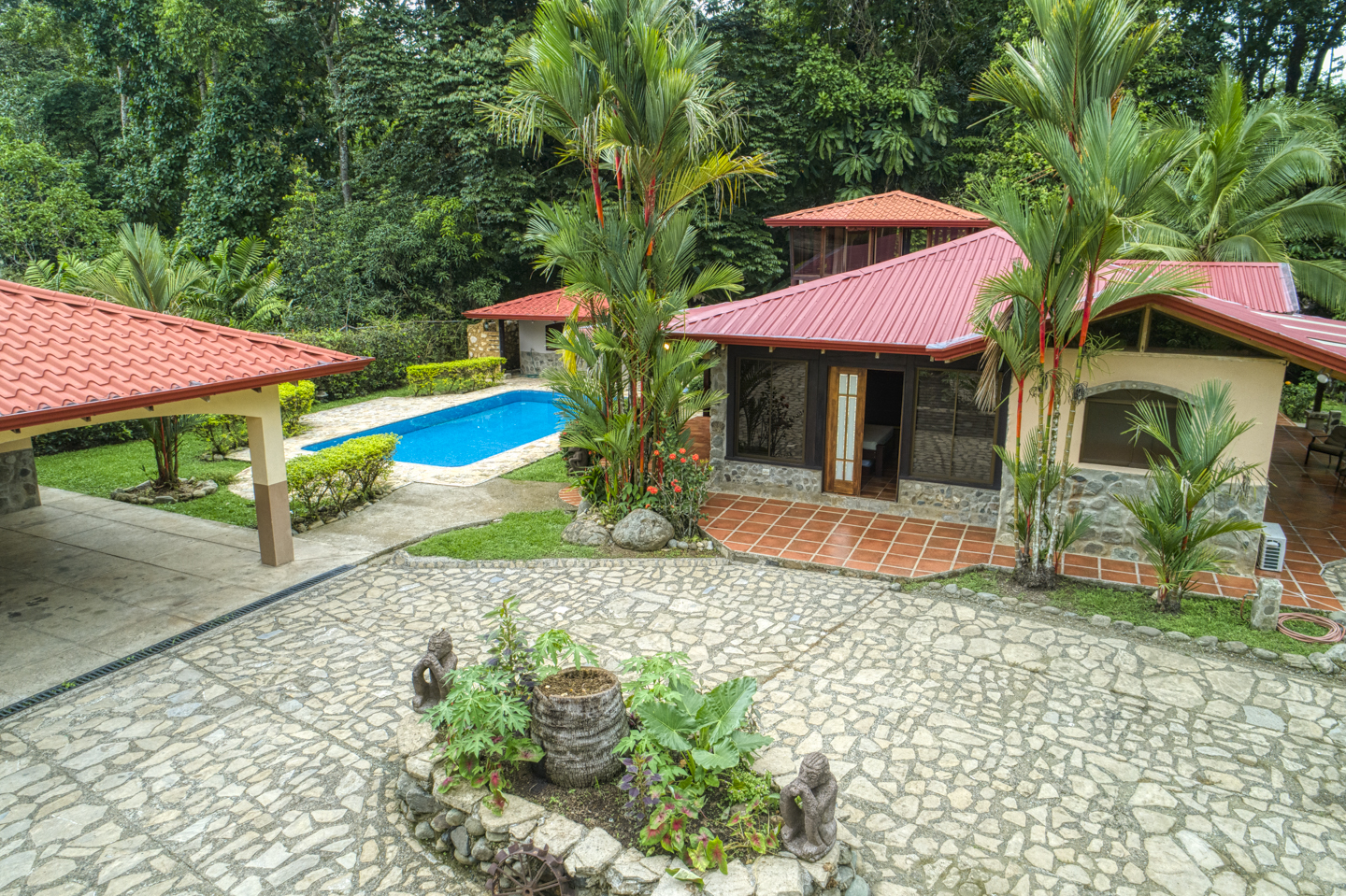 3 bed Single Family Homes For Sale in Ojochal, Puntarenas - thumb 4