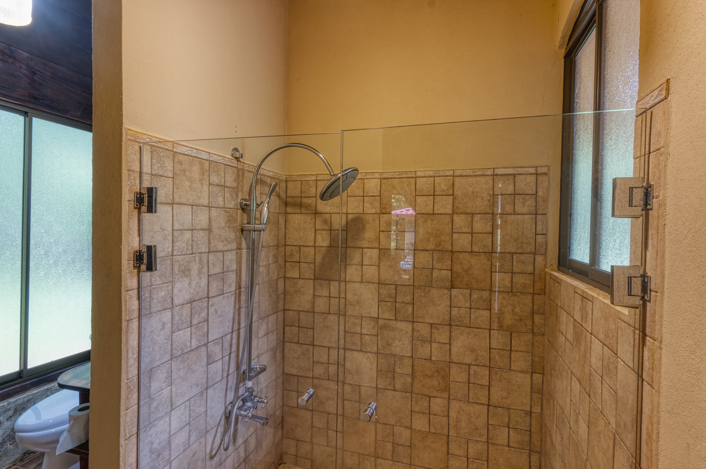 3 bed Single Family Homes For Sale in Ojochal, Puntarenas - thumb 19
