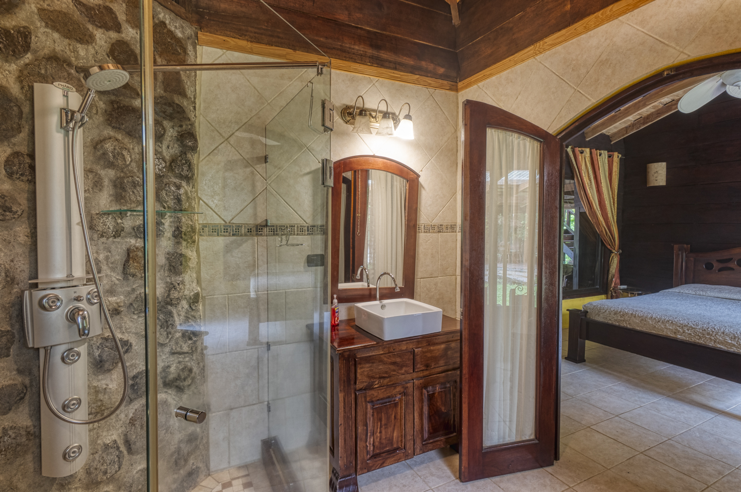 3 bed Single Family Homes For Sale in Ojochal, Puntarenas - thumb 21
