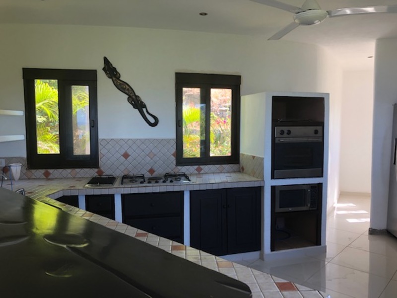 3 bed Single Family Homes For Sale in Playa Flamingo, Guanacaste - thumb 6