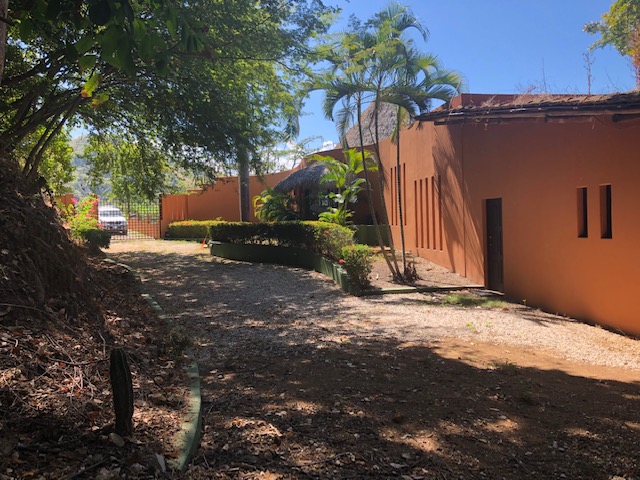 3 bed Single Family Homes For Sale in Playa Flamingo, Guanacaste - thumb 4