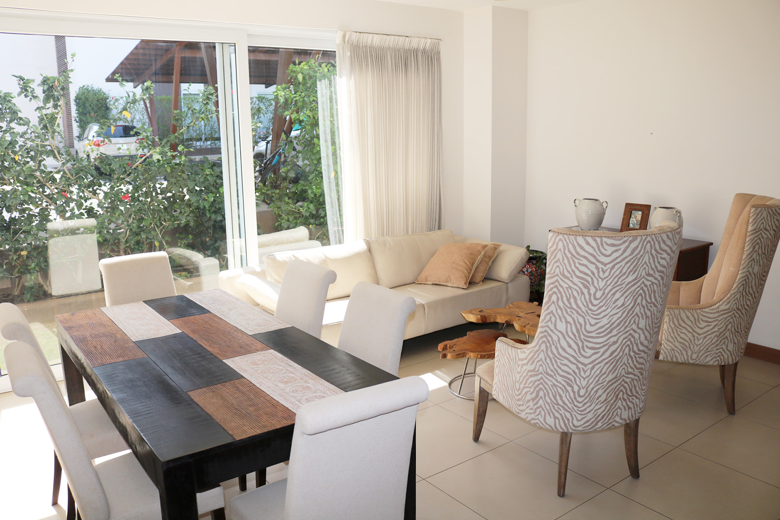 2 bed Apartment For Sale in Escazu, San Jose - thumb 2