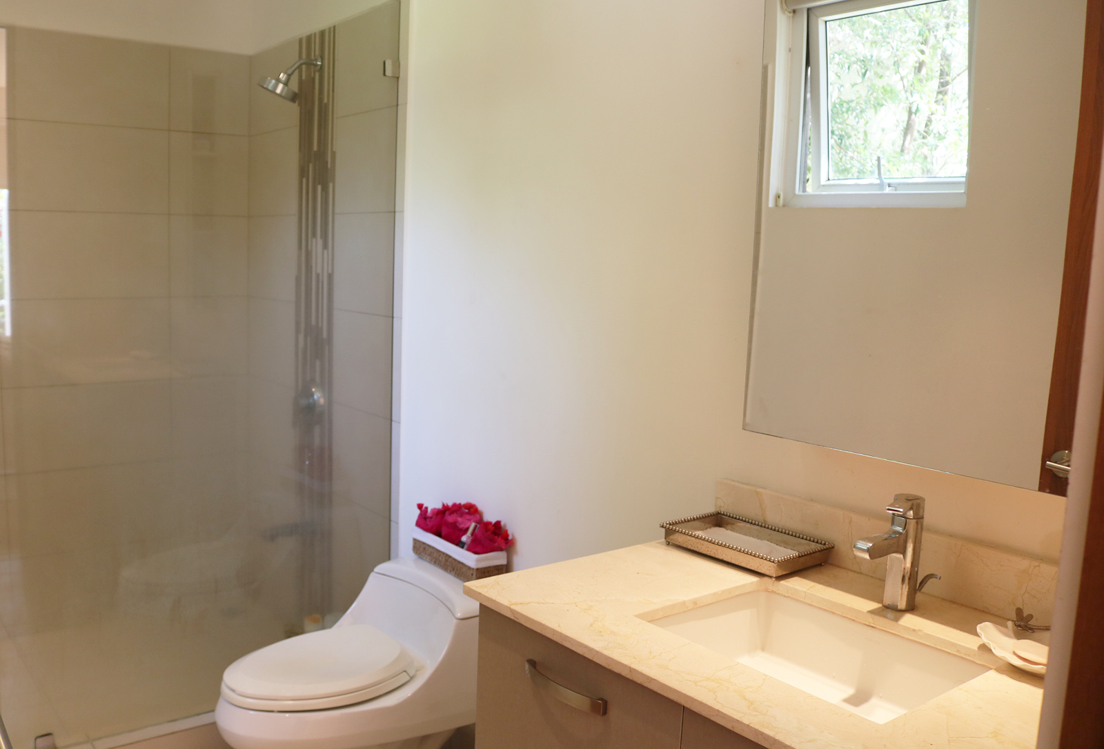 2 bed Apartment For Sale in Escazu, San Jose - thumb 4