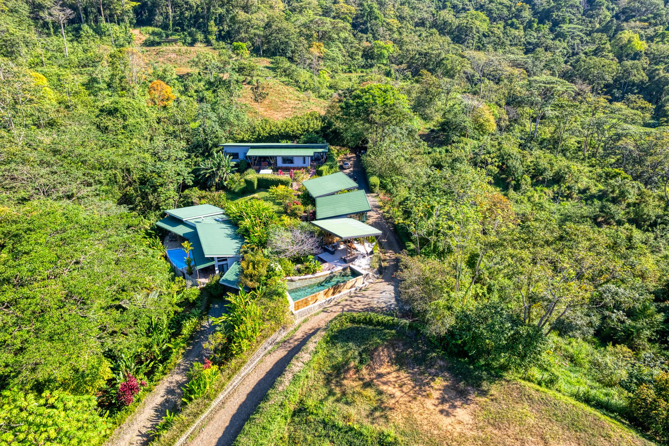 7 bed Hotel / Leisure For Sale in Uvita, Puntarenas - thumb 1