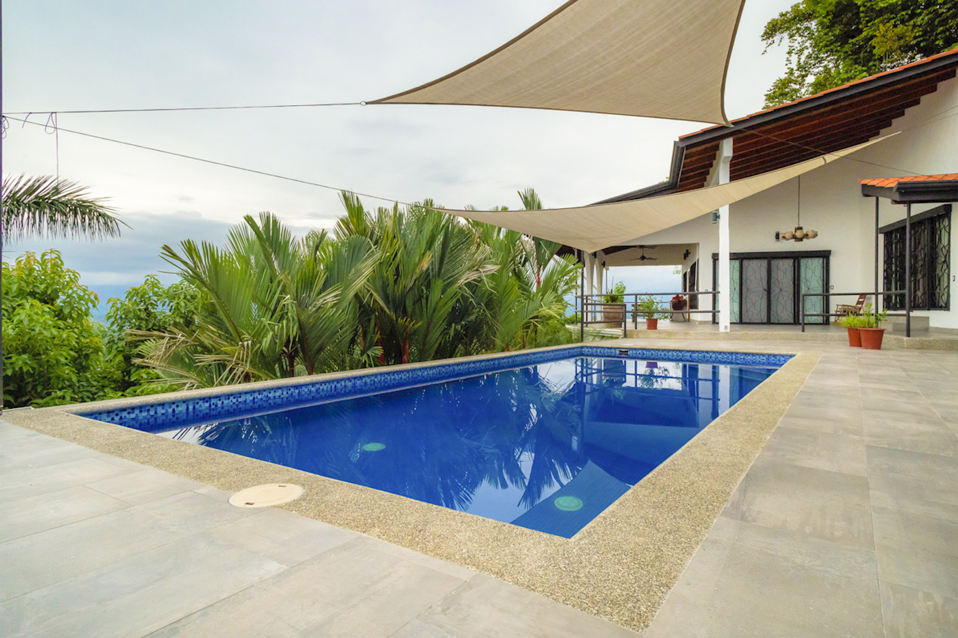 4 bed Single Family Homes For Sale in Manuel Antonio, Puntarenas - thumb 5