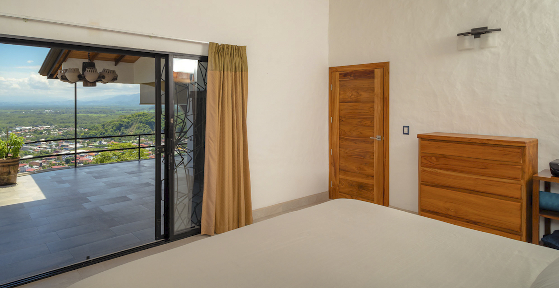 4 bed Single Family Homes For Sale in Manuel Antonio, Puntarenas - thumb 19