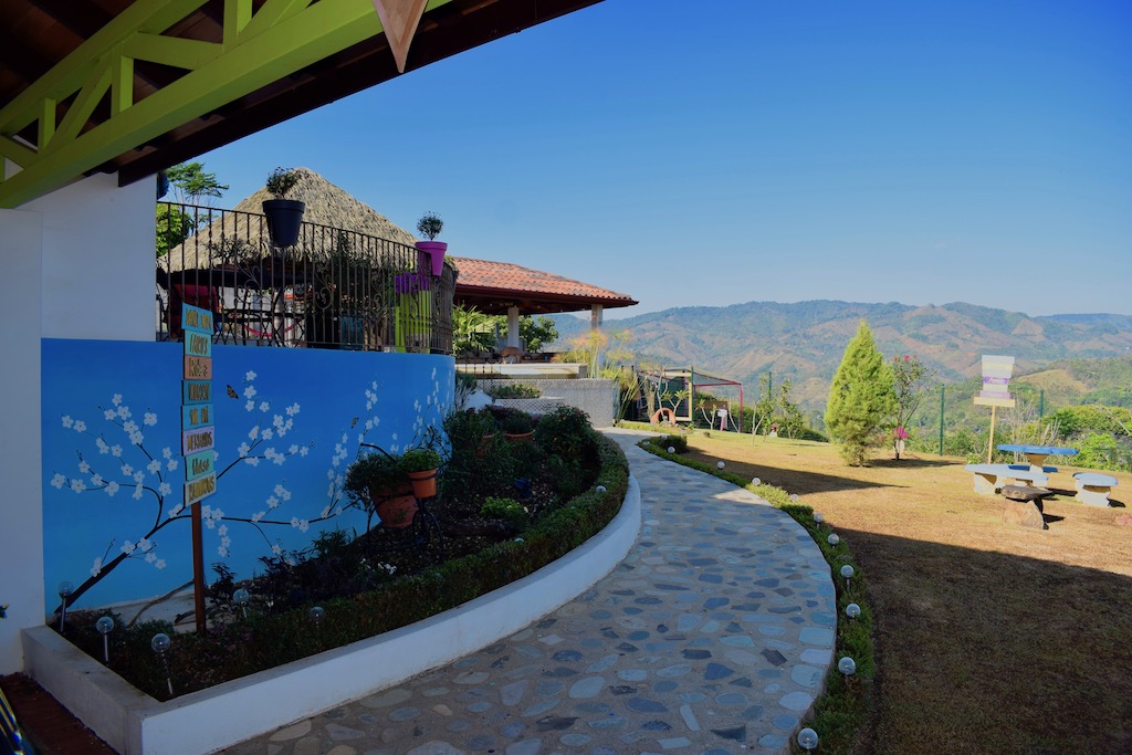 2 bed Single Family Homes For Sale in Perez Zeledon, Puntarenas - thumb 3