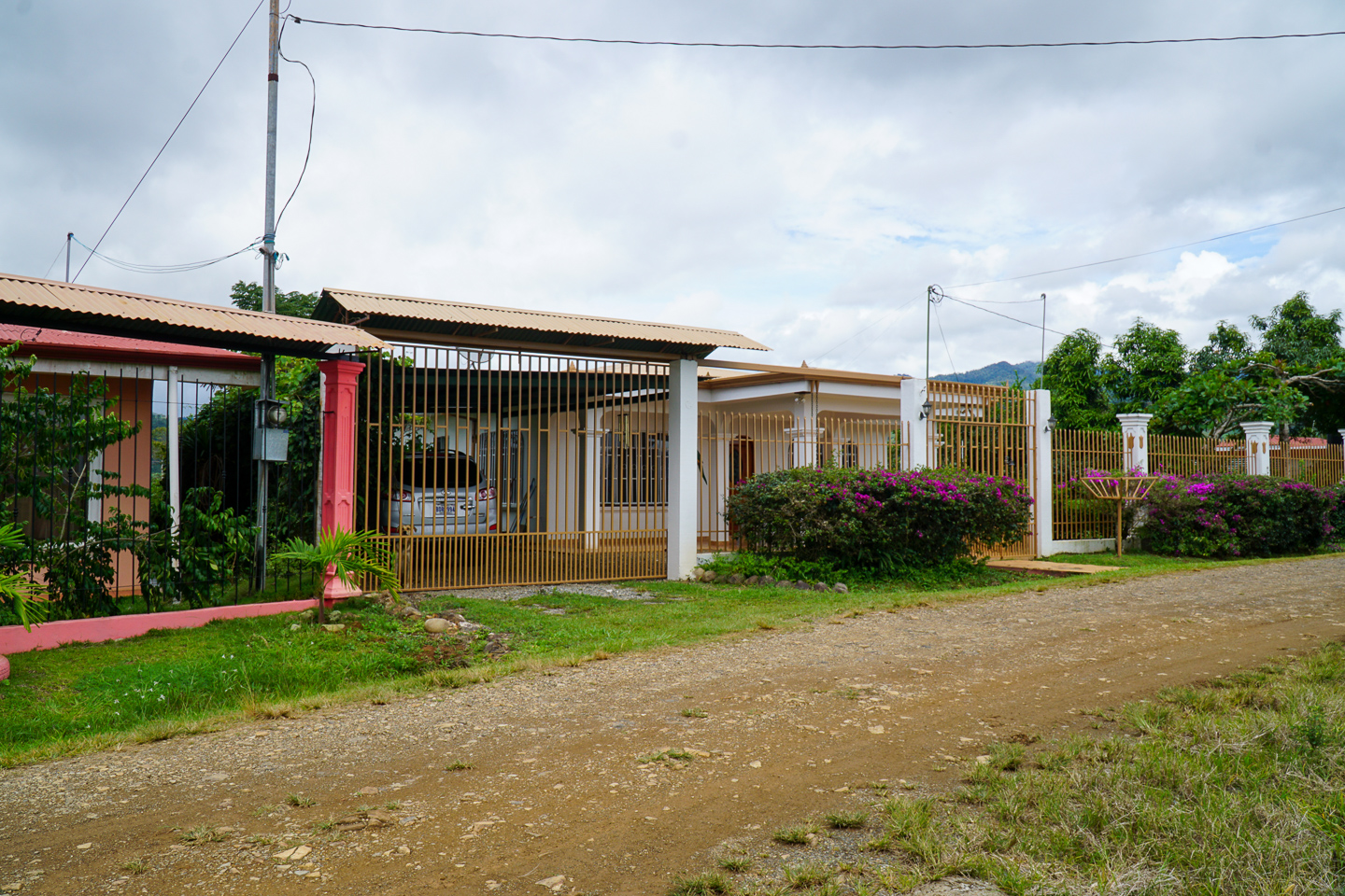 2 bed Single Family Homes For Sale in Perez Zeledon, Puntarenas - thumb 3