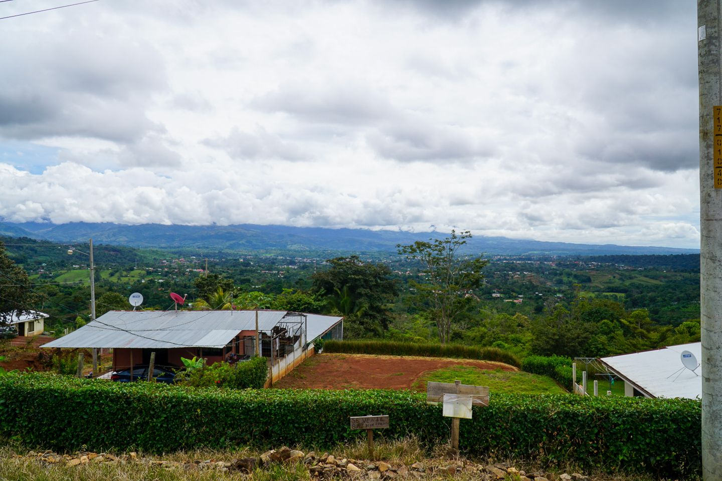 2 bed Single Family Homes For Sale in Perez Zeledon, Puntarenas - thumb 4