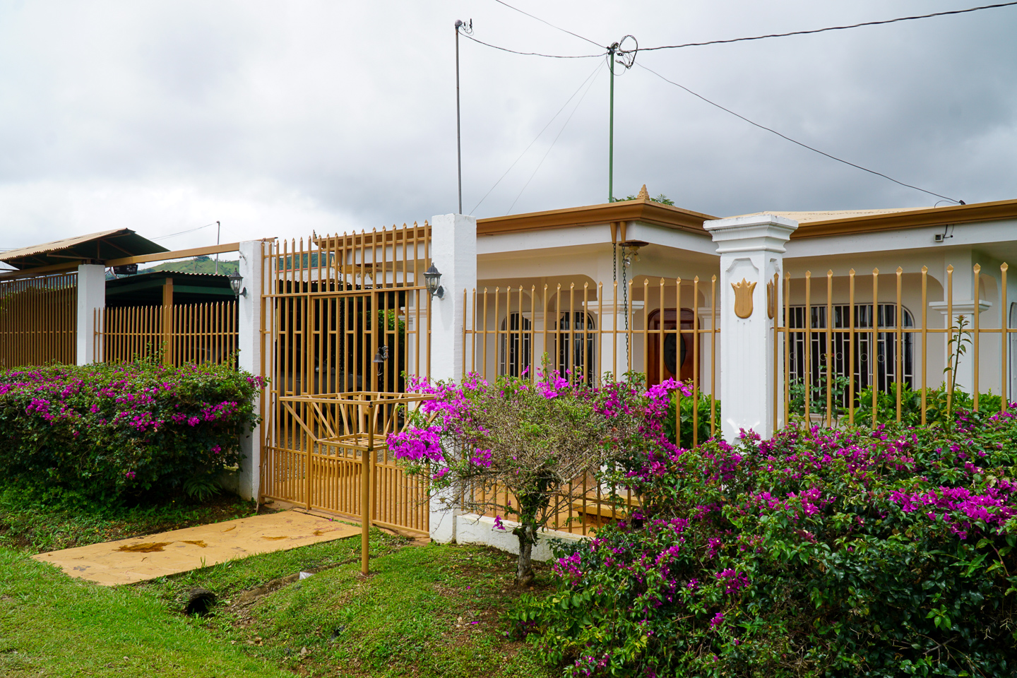 2 bed Single Family Homes For Sale in Perez Zeledon, Puntarenas - thumb 2