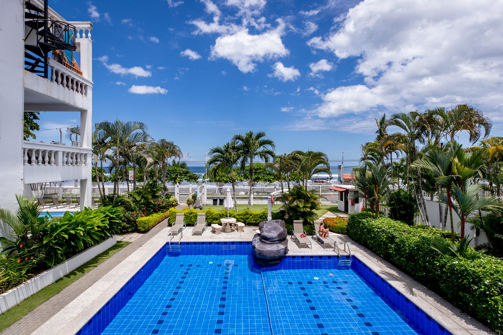 2 bed Condo For Sale in Jaco, Puntarenas - thumb 4