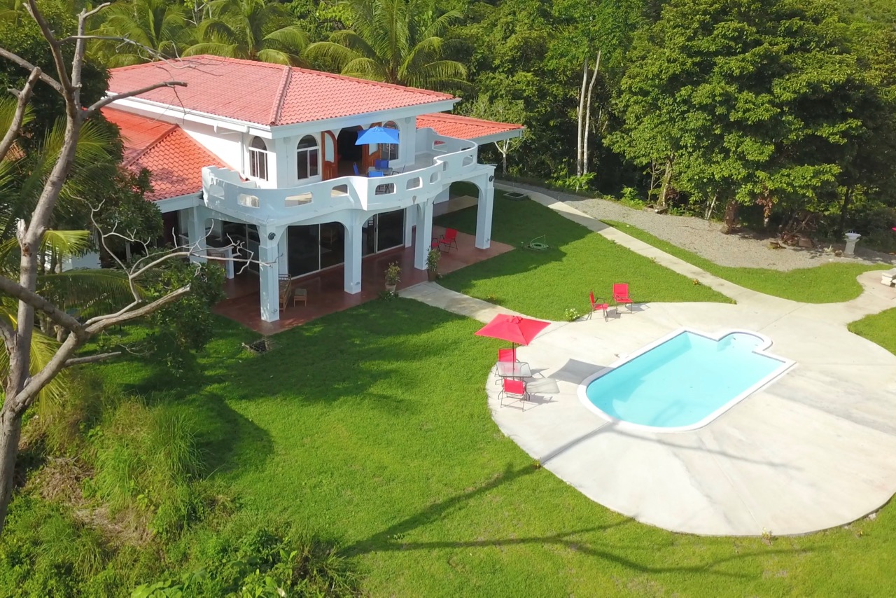 3 bed Single Family Homes For Sale in Dominical, Puntarenas - thumb 2