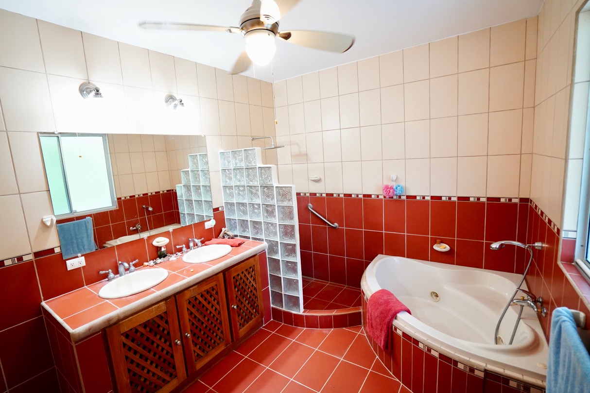 3 bed Single Family Homes For Sale in Dominical, Puntarenas - thumb 10