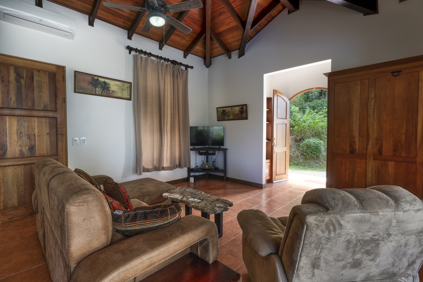 2 bed Single Family Homes For Sale in Dominical, Puntarenas - thumb 17