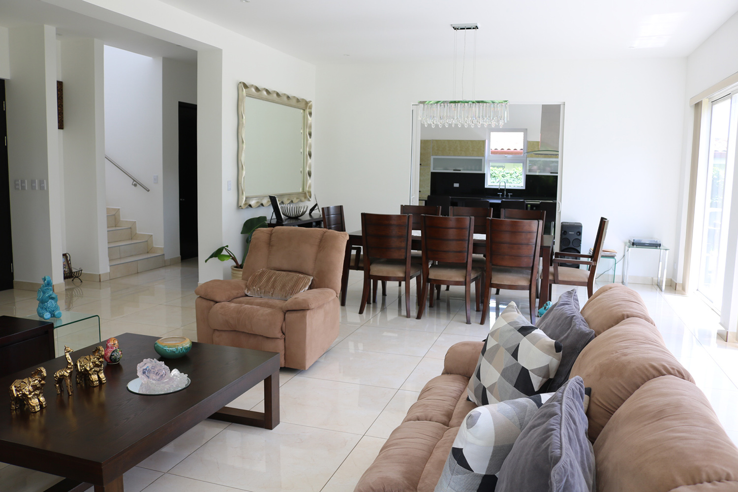 3 bed Single Family Homes For Sale in Santa Ana, San Jose - thumb 9