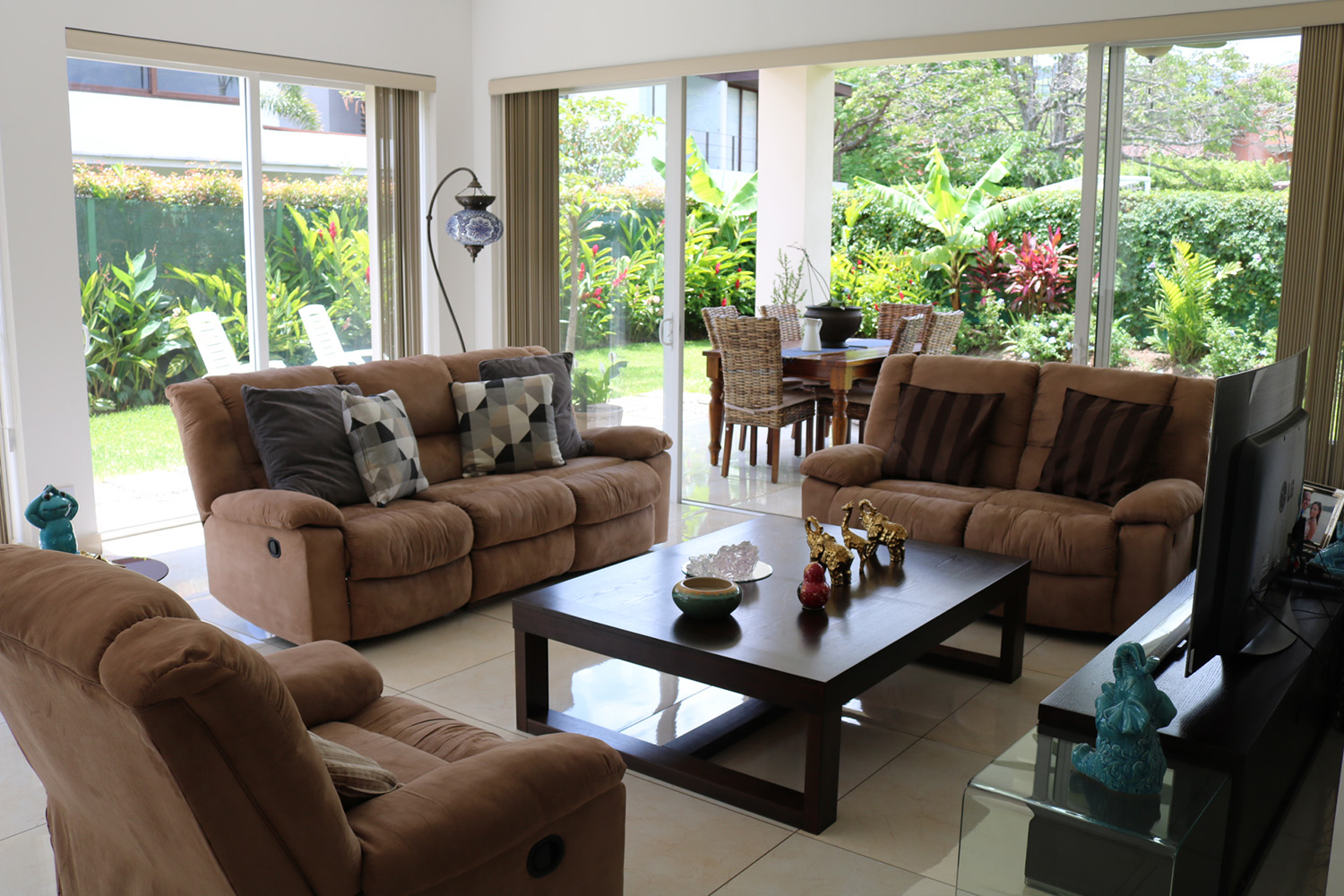 3 bed Single Family Homes For Sale in Santa Ana, San Jose - thumb 8