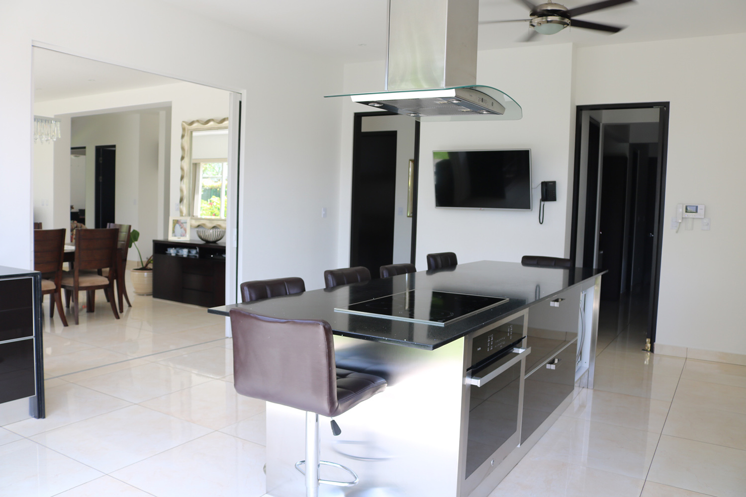 3 bed Single Family Homes For Sale in Santa Ana, San Jose - thumb 7