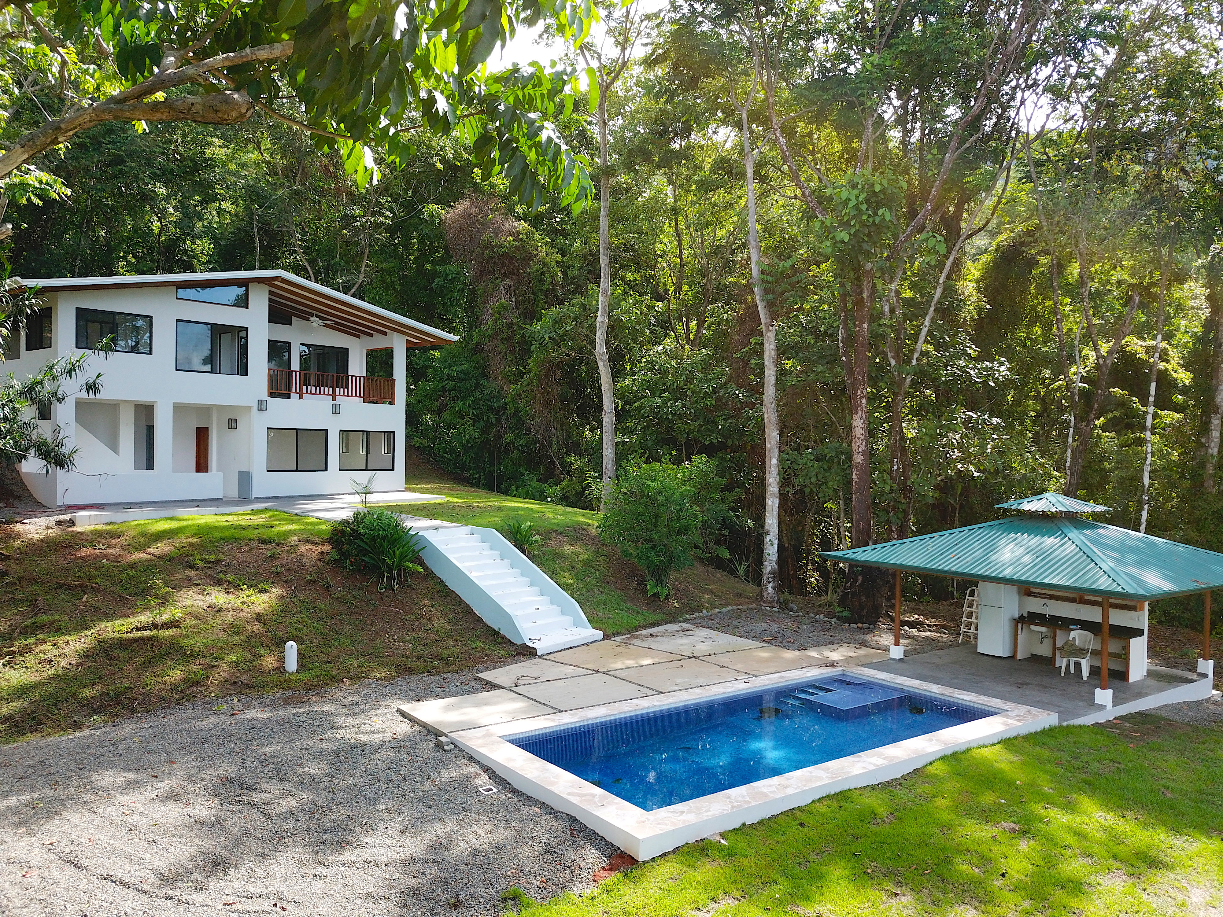 3 bed Single Family Homes For Sale in Dominical, Puntarenas - thumb 2