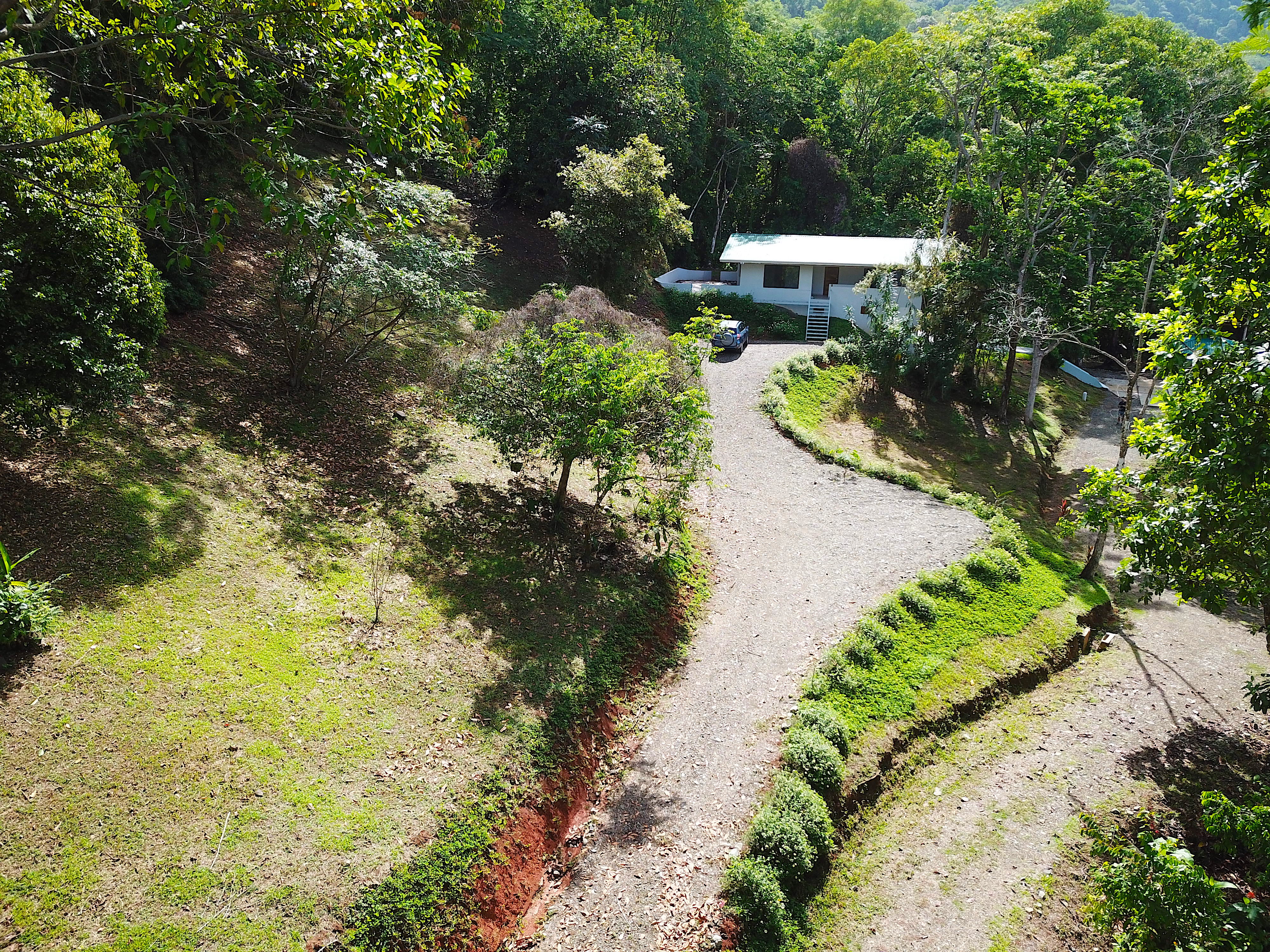 3 bed Single Family Homes For Sale in Dominical, Puntarenas - thumb 23