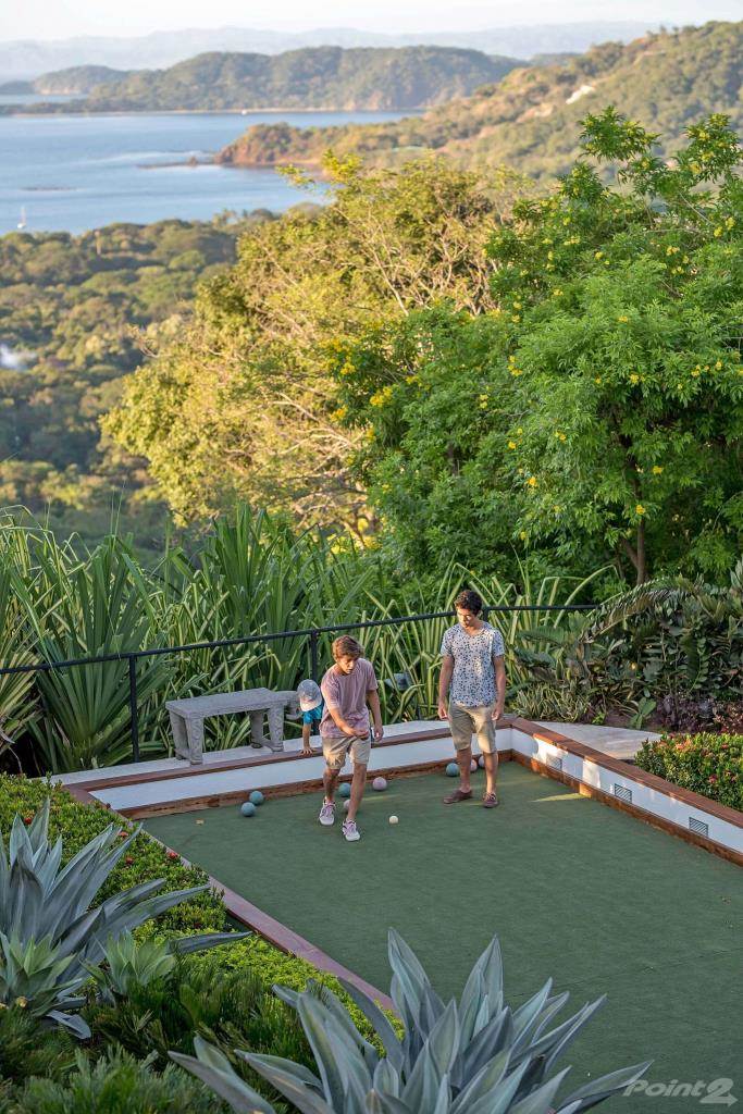 6 bed Single Family Homes For Sale in Hermosa, Guanacaste - thumb 3