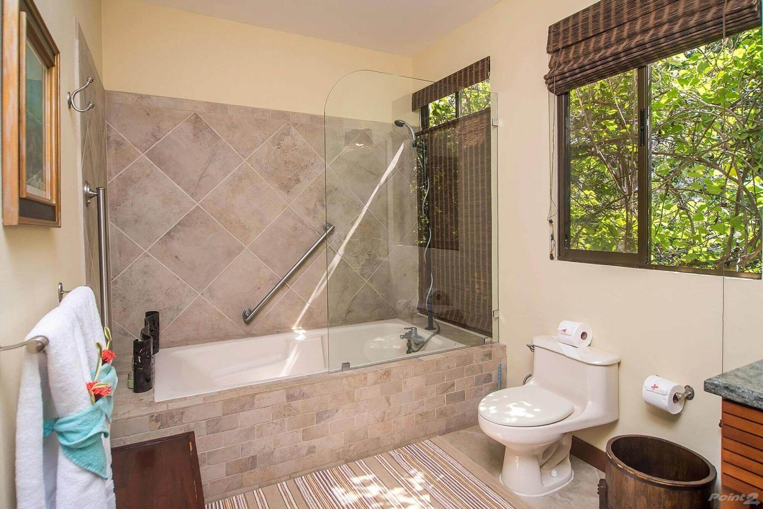 6 bed Single Family Homes For Sale in Hermosa, Guanacaste - thumb 15