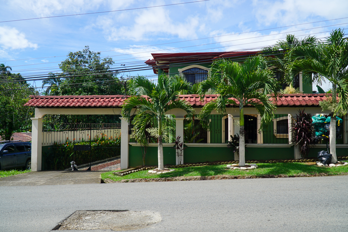 5 bed Single Family Homes For Sale in Perez Zeledon, San Jose - thumb 1