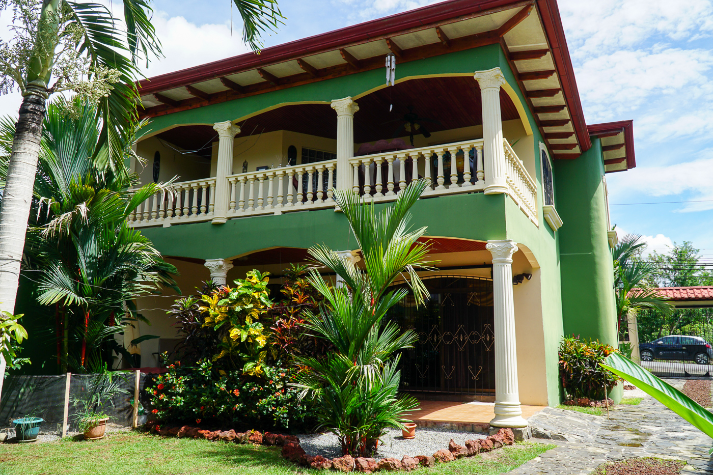 5 bed Single Family Homes For Sale in Perez Zeledon, San Jose - thumb 2