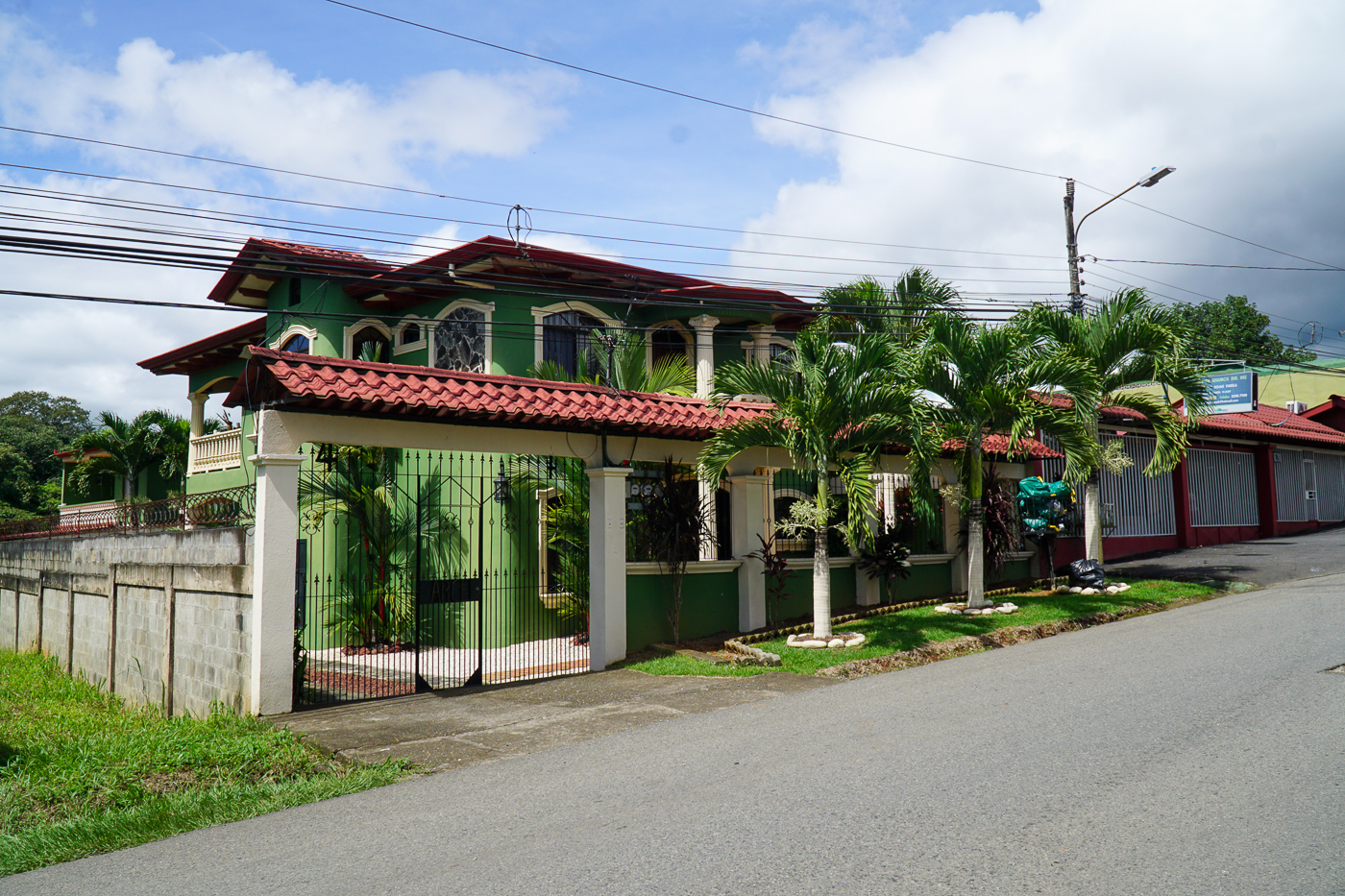 5 bed Single Family Homes For Sale in Perez Zeledon, San Jose - thumb 4