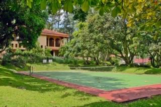 4 bed Single Family Homes For Sale in Santa Ana, San Jose - thumb 20