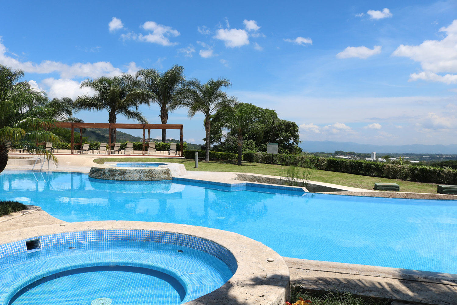 3 bed Apartment For Sale in Santa Ana, San Jose - thumb 2