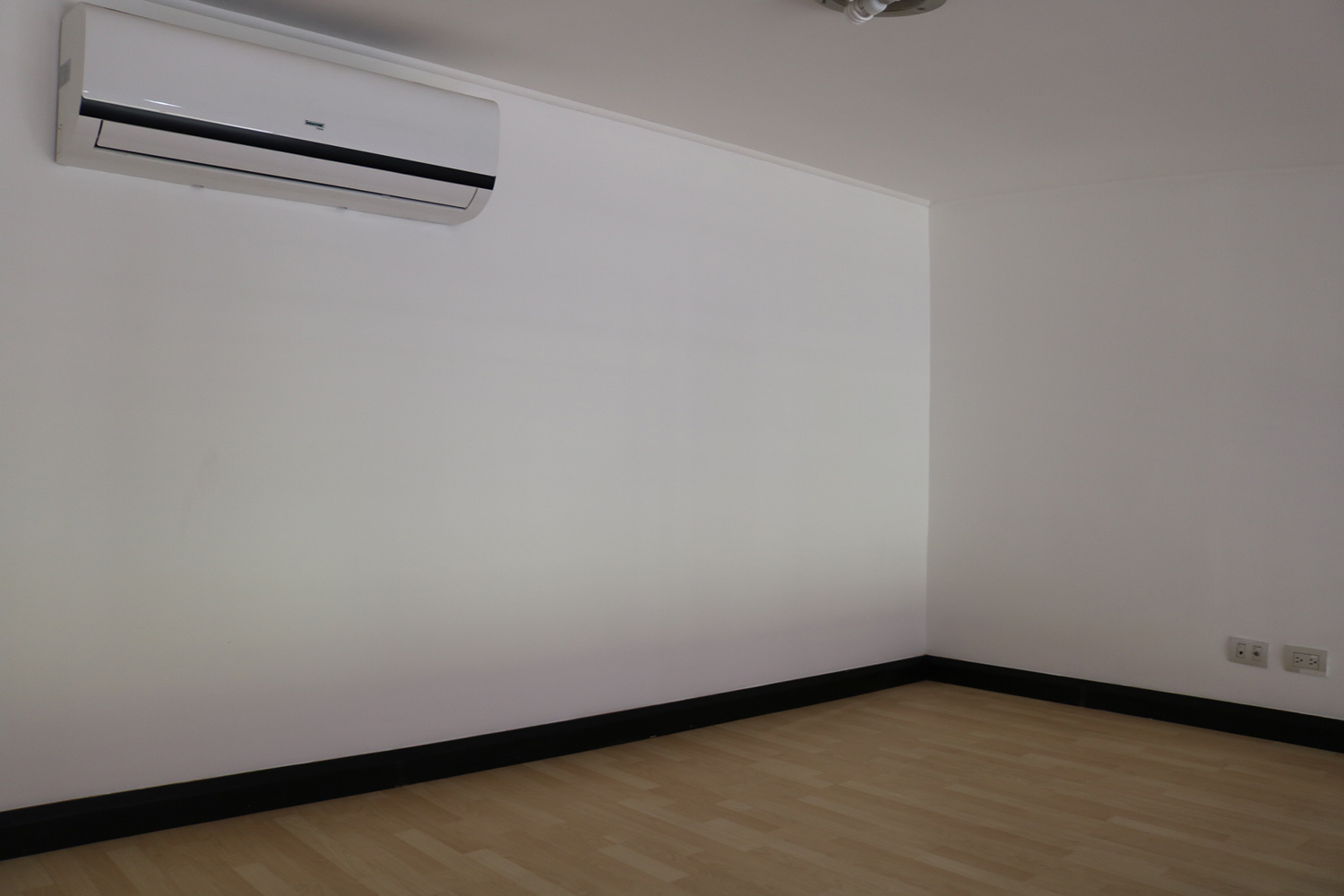 3 bed Apartment For Sale in Santa Ana, San Jose - thumb 15