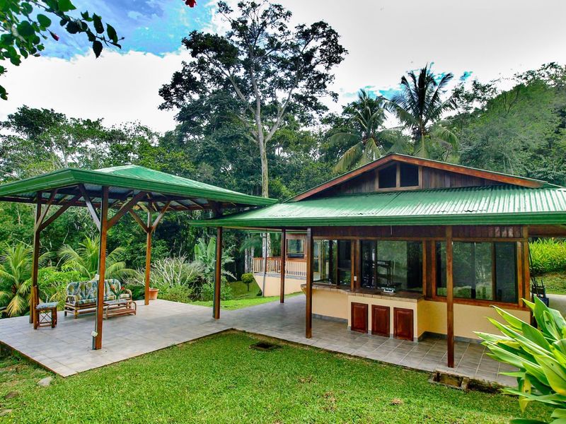 3 bed Single Family Homes For Sale in Dominical, Puntarenas - 1