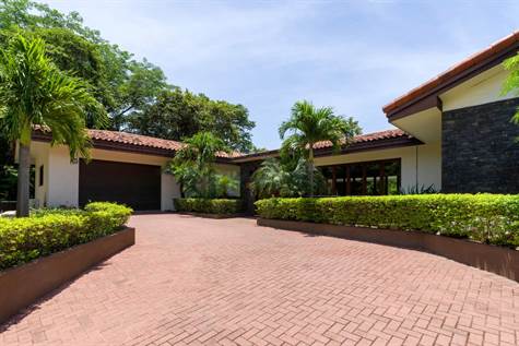 4 bed Single Family Homes For Sale in Playas Del Coco, Guanacaste - thumb 13