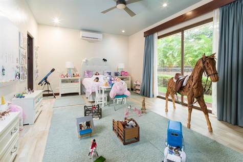 4 bed Single Family Homes For Sale in Playas Del Coco, Guanacaste - thumb 22