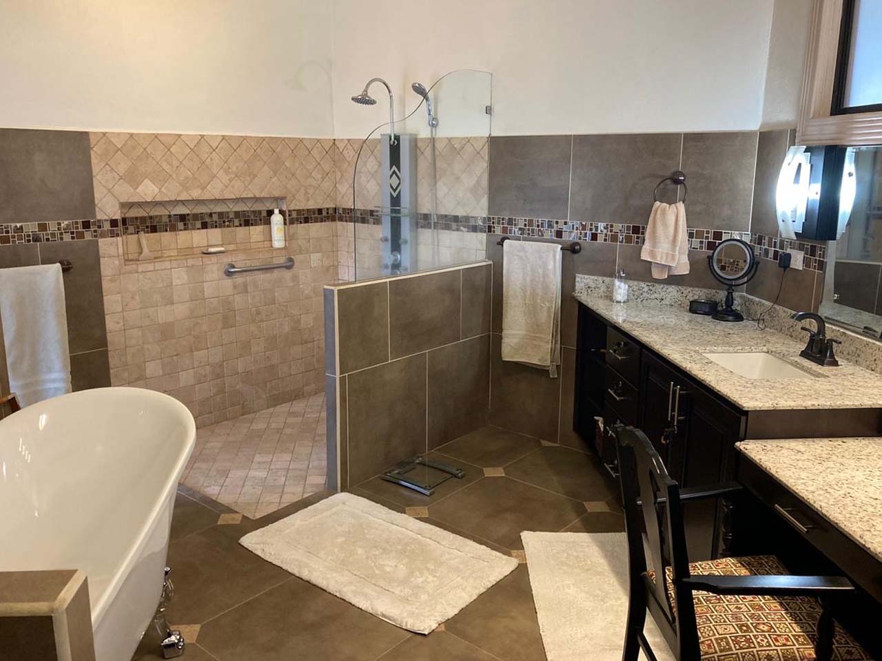 4 bed Single Family Homes For Sale in Atenas, Alajuela - thumb 4
