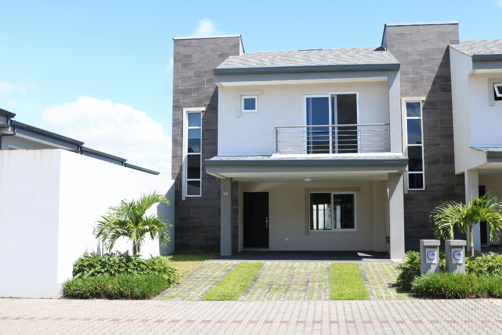 3 bed Condo For Sale in Escazu, San Jose - thumb 1