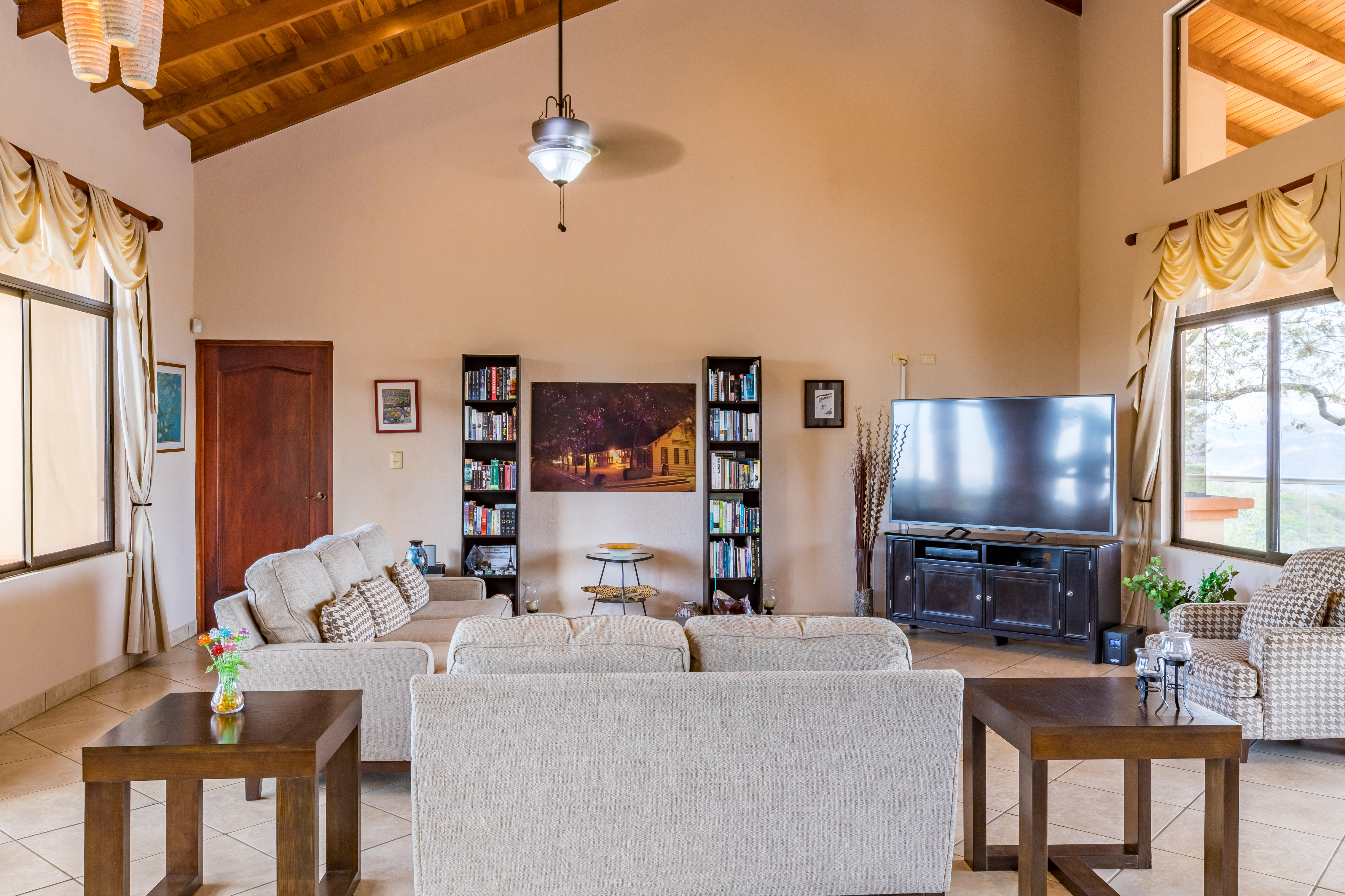 4 bed Single Family Homes For Sale in Orotina, Alajuela - thumb 4