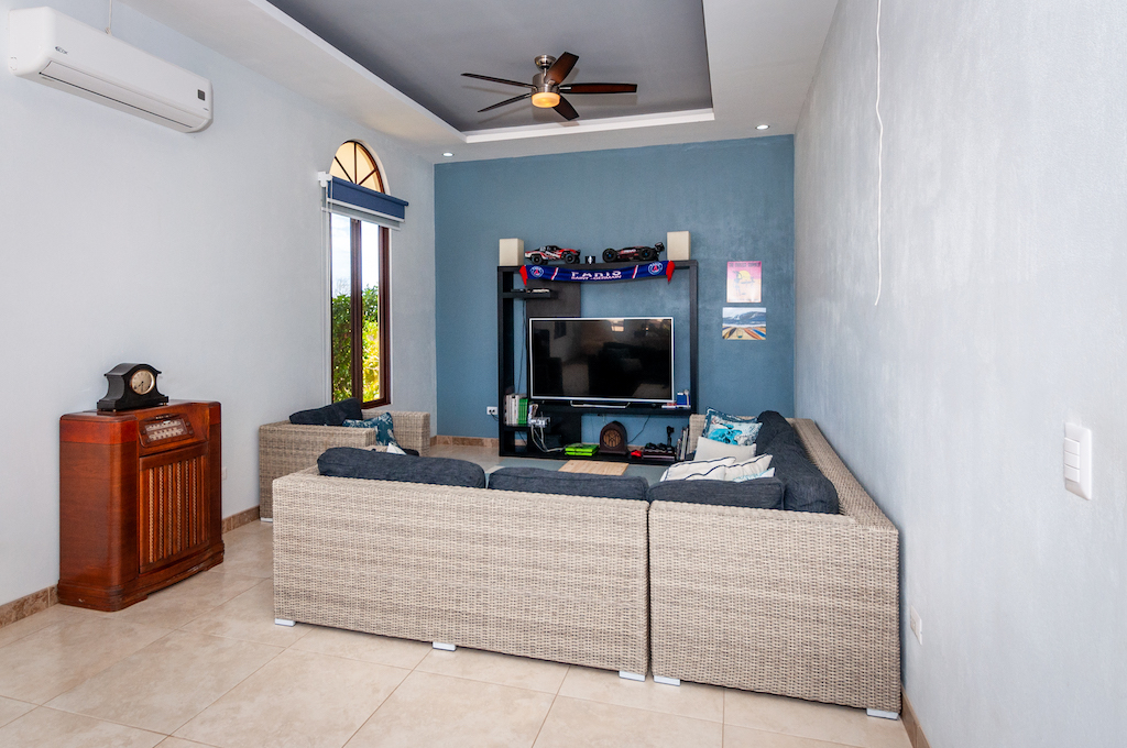 3 bed Single Family Homes For Sale in Playas Del Coco, Guanacaste - thumb 23
