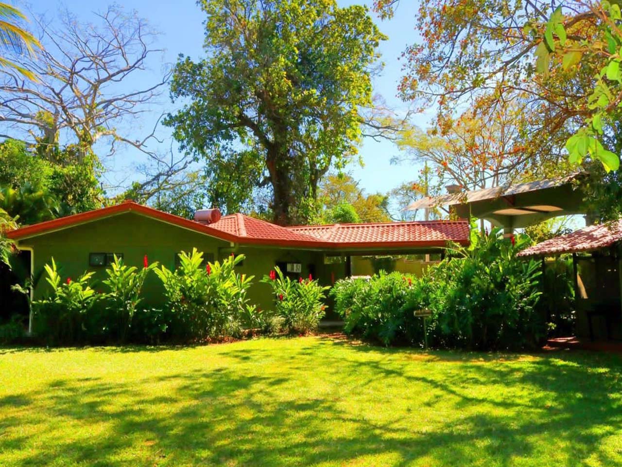 27 bed Hotel / Leisure For Sale in La Guacima, Alajuela - thumb 2