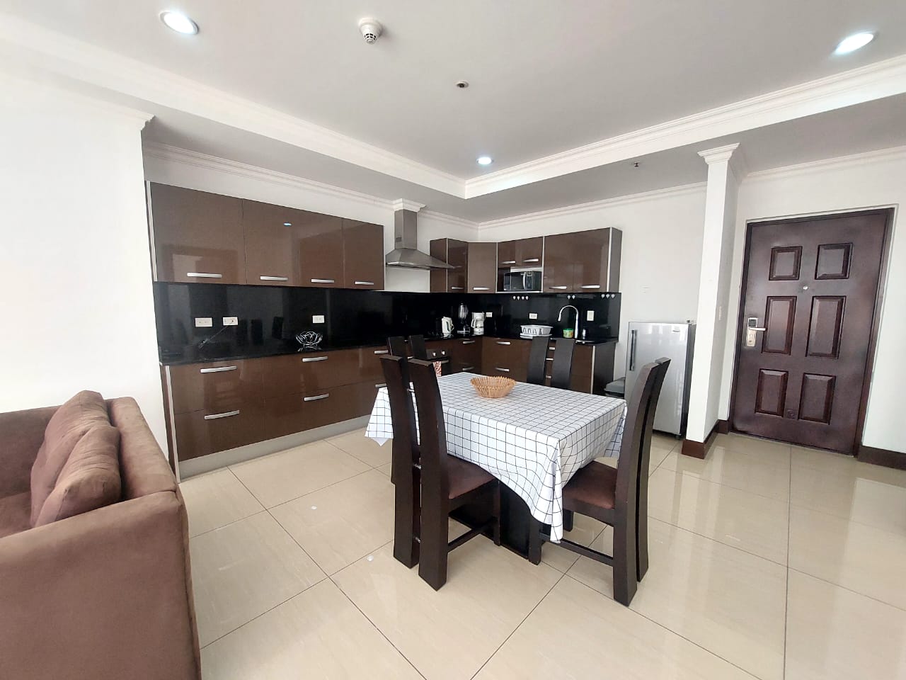 3 bed Condo For Rent in San Jose, San Jose - thumb 3