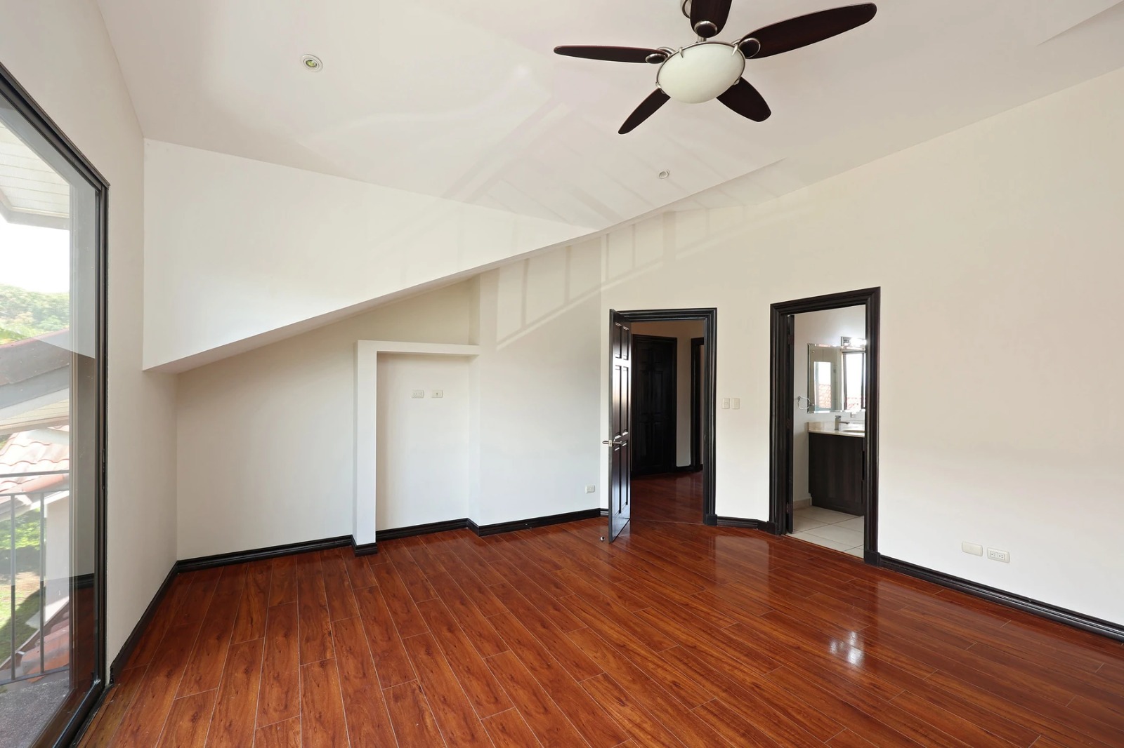 5 bed Condo For Rent in Santa Ana, San Jose - thumb 18