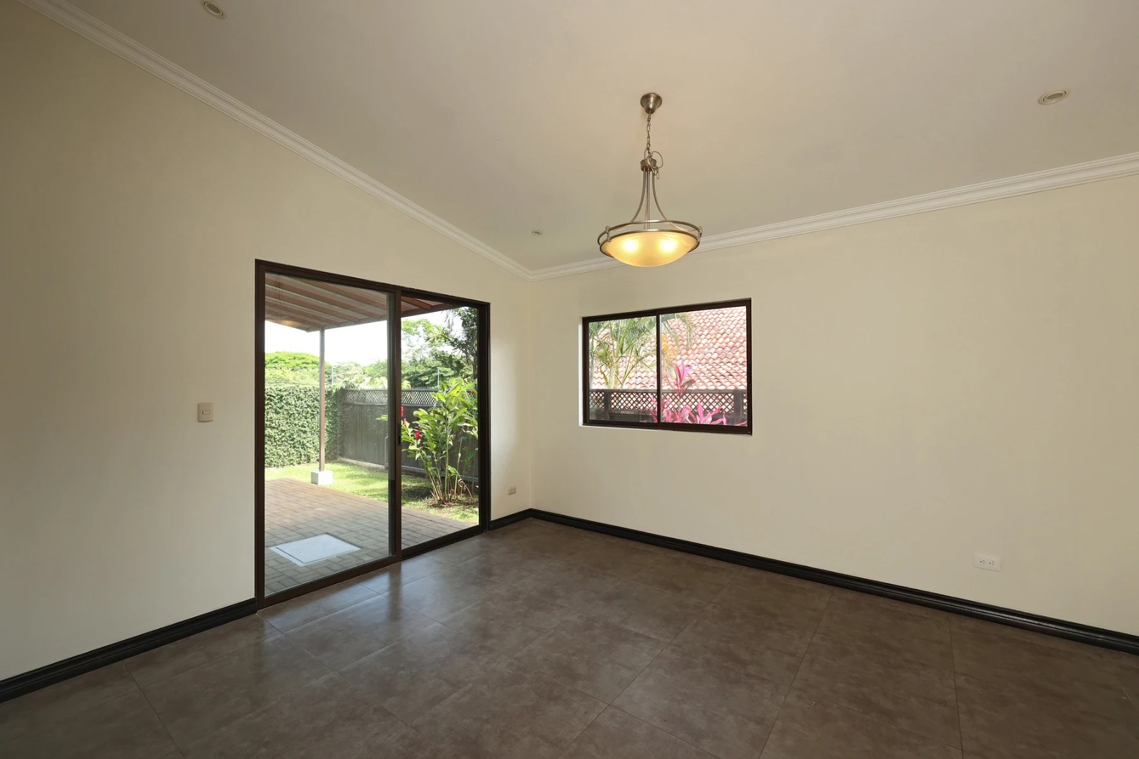 5 bed Condo For Rent in Santa Ana, San Jose - thumb 7
