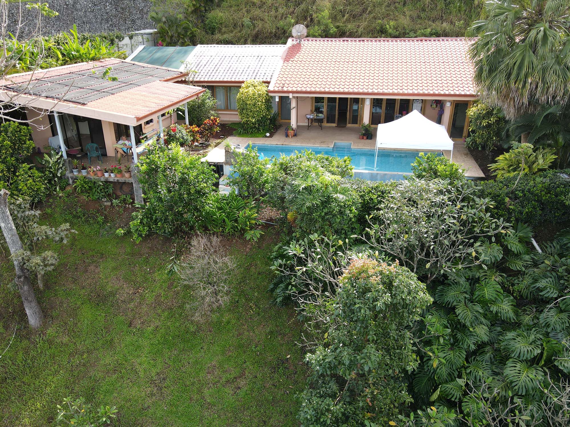 4 bed Single Family Homes For Sale in Atenas, Alajuela - thumb 6