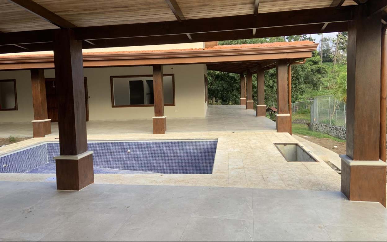 4 bed Single Family Homes For Sale in Atenas, Alajuela - thumb 2