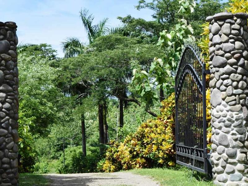 4 bed Single Family Homes For Sale in Tambor, Puntarenas - 1