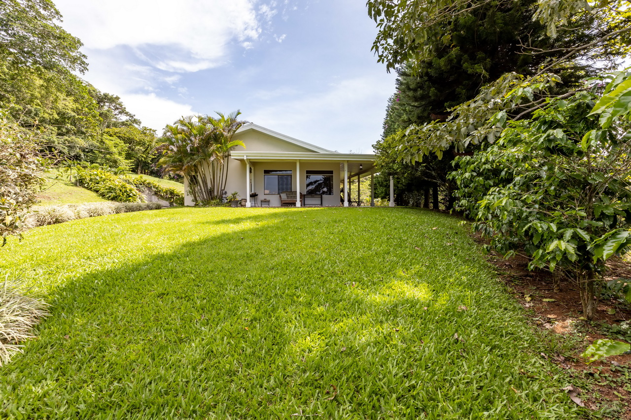 3 bed Single Family Homes For Sale in Atenas, Alajuela - thumb 11