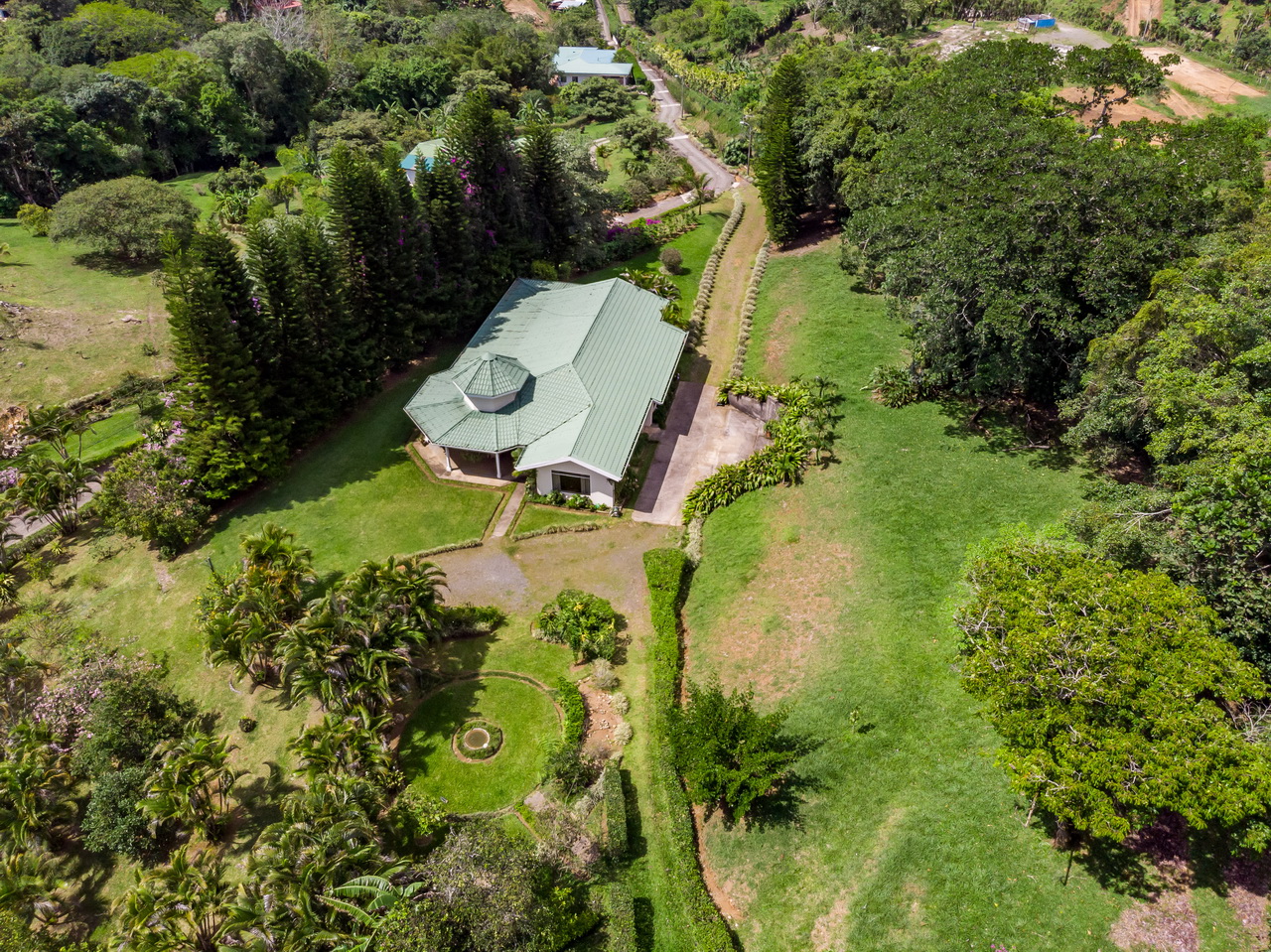 3 bed Single Family Homes For Sale in Atenas, Alajuela - thumb 2